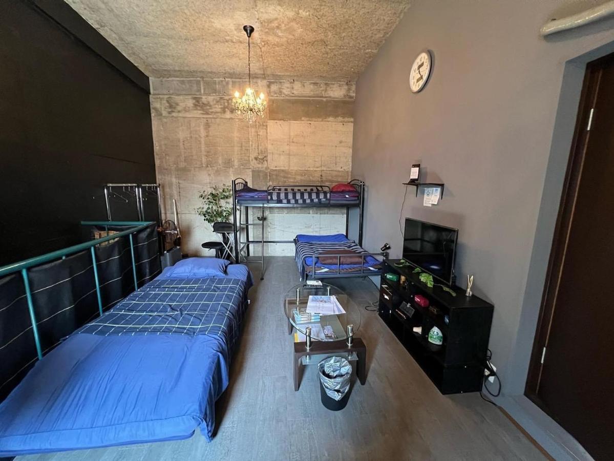 Отель Apple-Garage Mitoyo Экстерьер фото